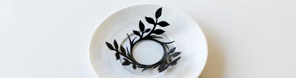 Black Garlic Tuille - Moldbrothers