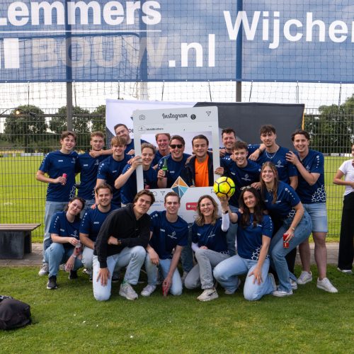 MoldBrothers voetbalteam