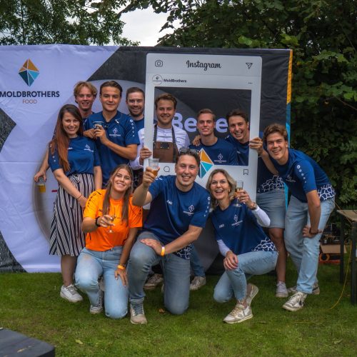 MoldBrothers voetbaltoernooi